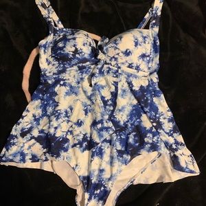 TORRID SZ 1 one piece swim suit